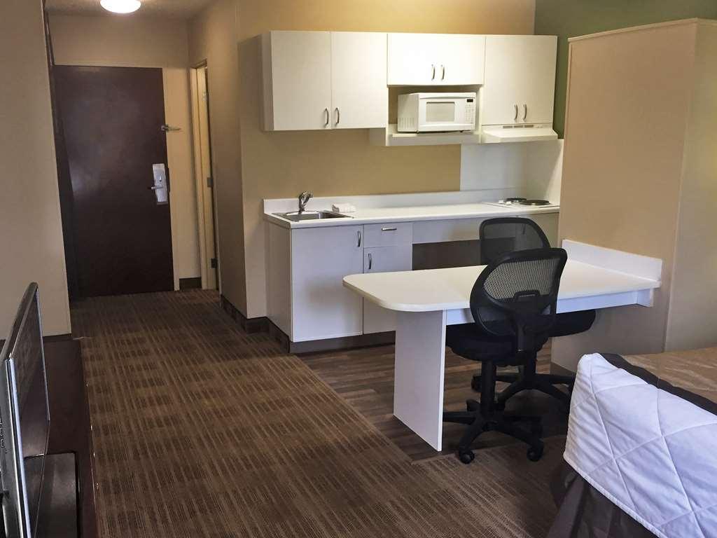 Extended Stay America Select Suites - Chicago - Hanover Park Номер фото