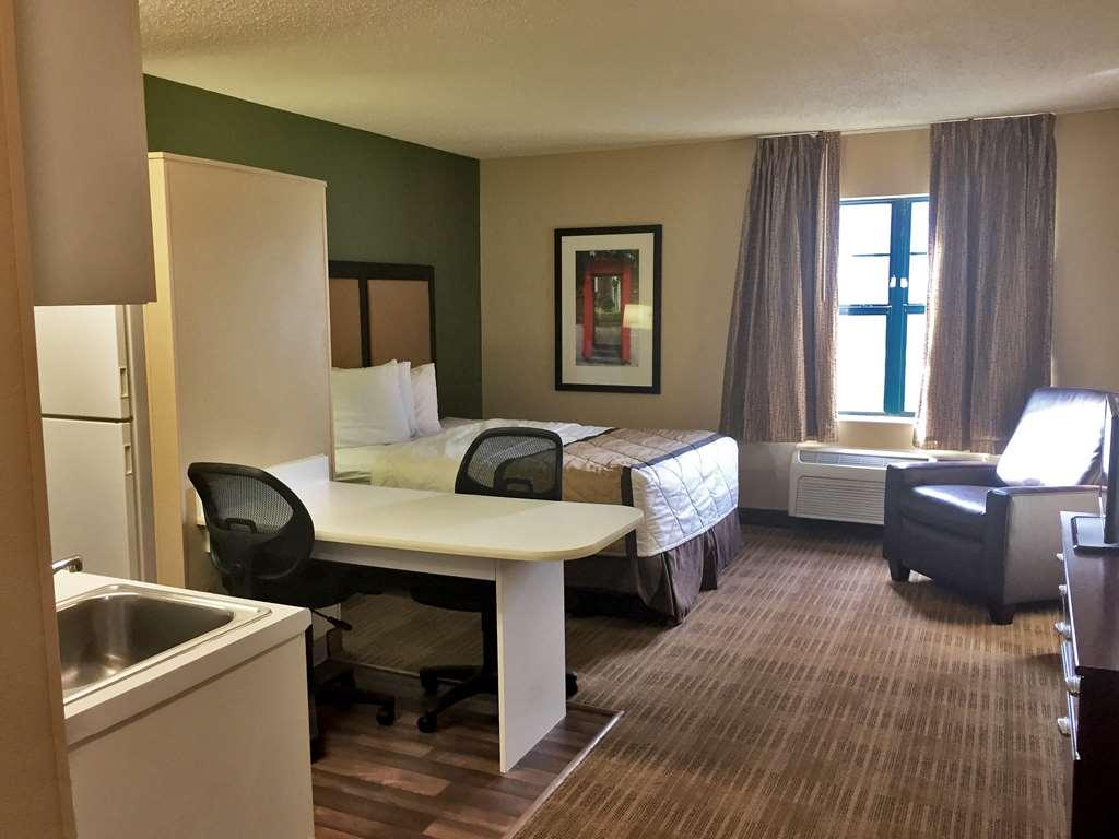 Extended Stay America Select Suites - Chicago - Hanover Park Номер фото