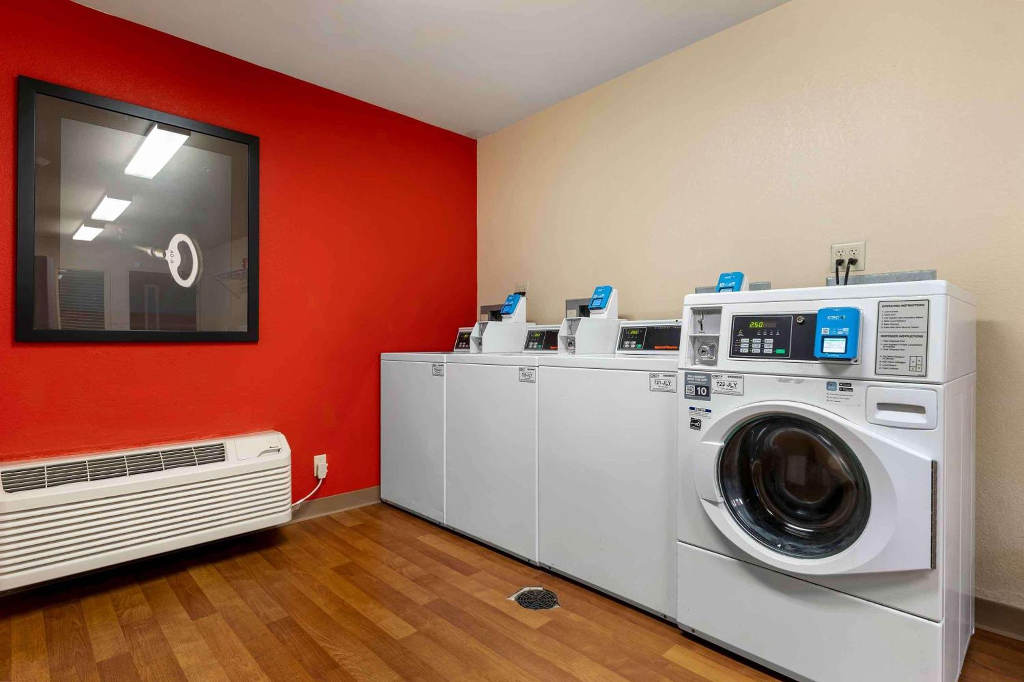 Extended Stay America Select Suites - Chicago - Hanover Park Экстерьер фото