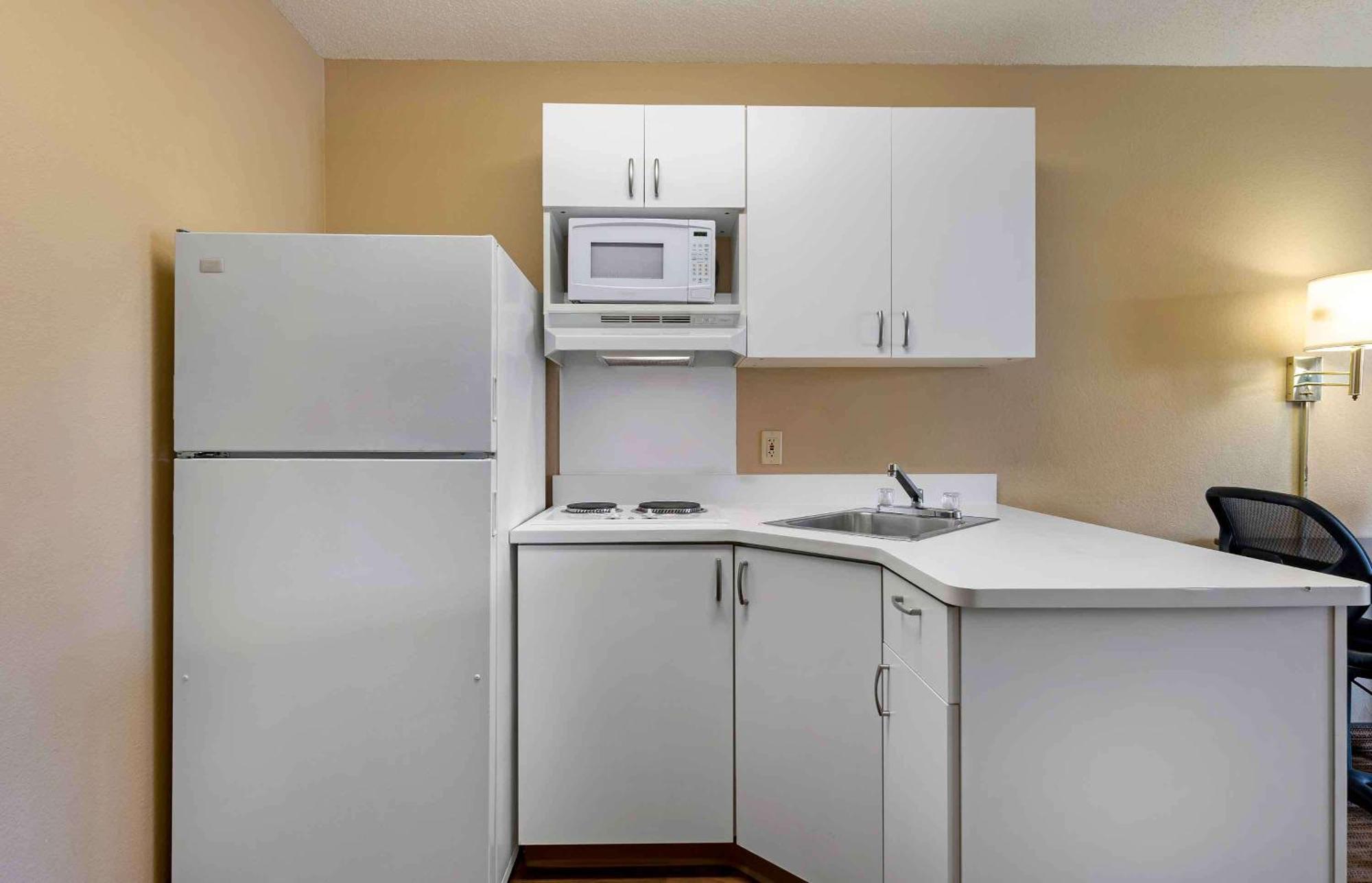 Extended Stay America Select Suites - Chicago - Hanover Park Экстерьер фото