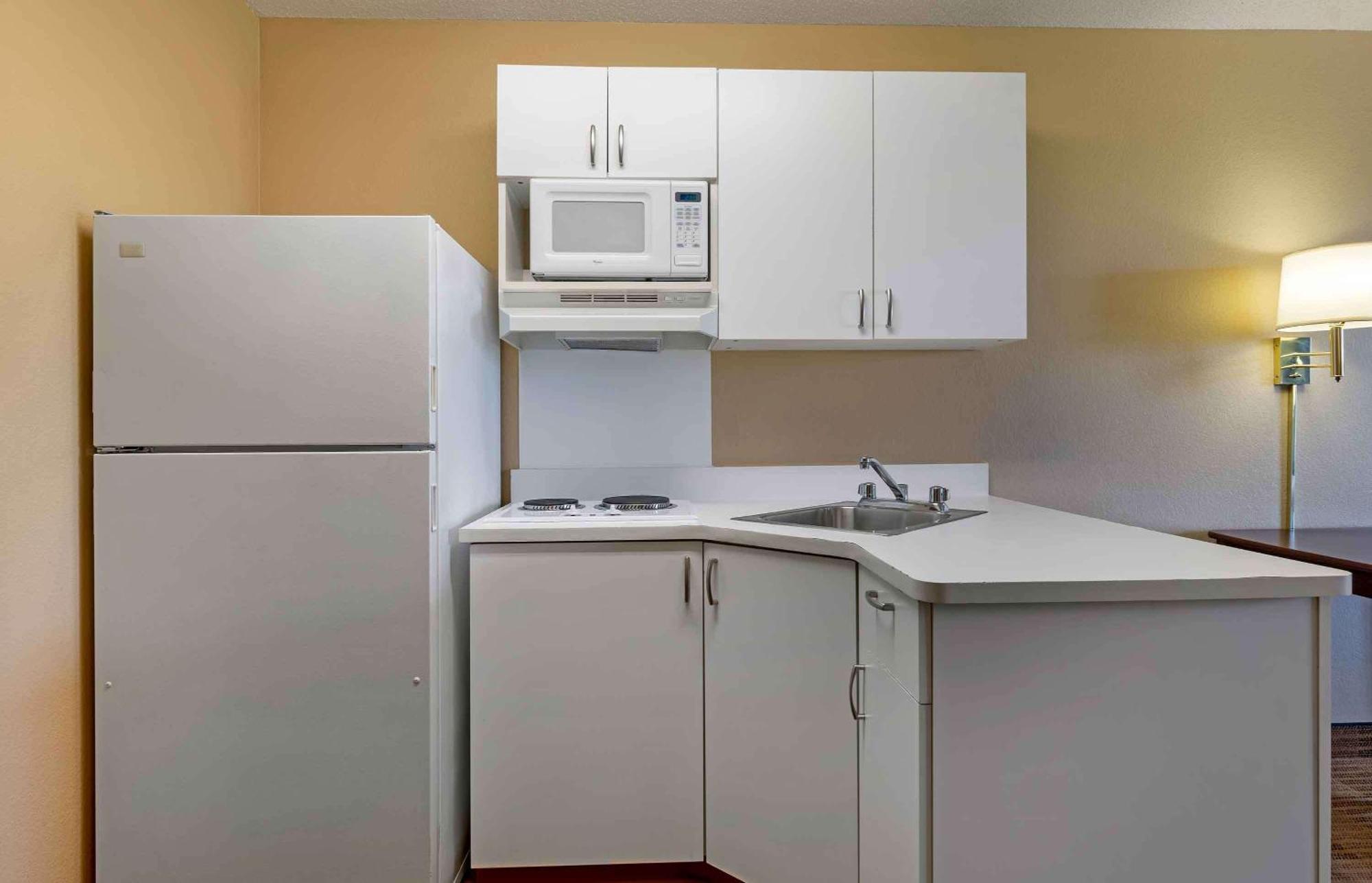 Extended Stay America Select Suites - Chicago - Hanover Park Экстерьер фото