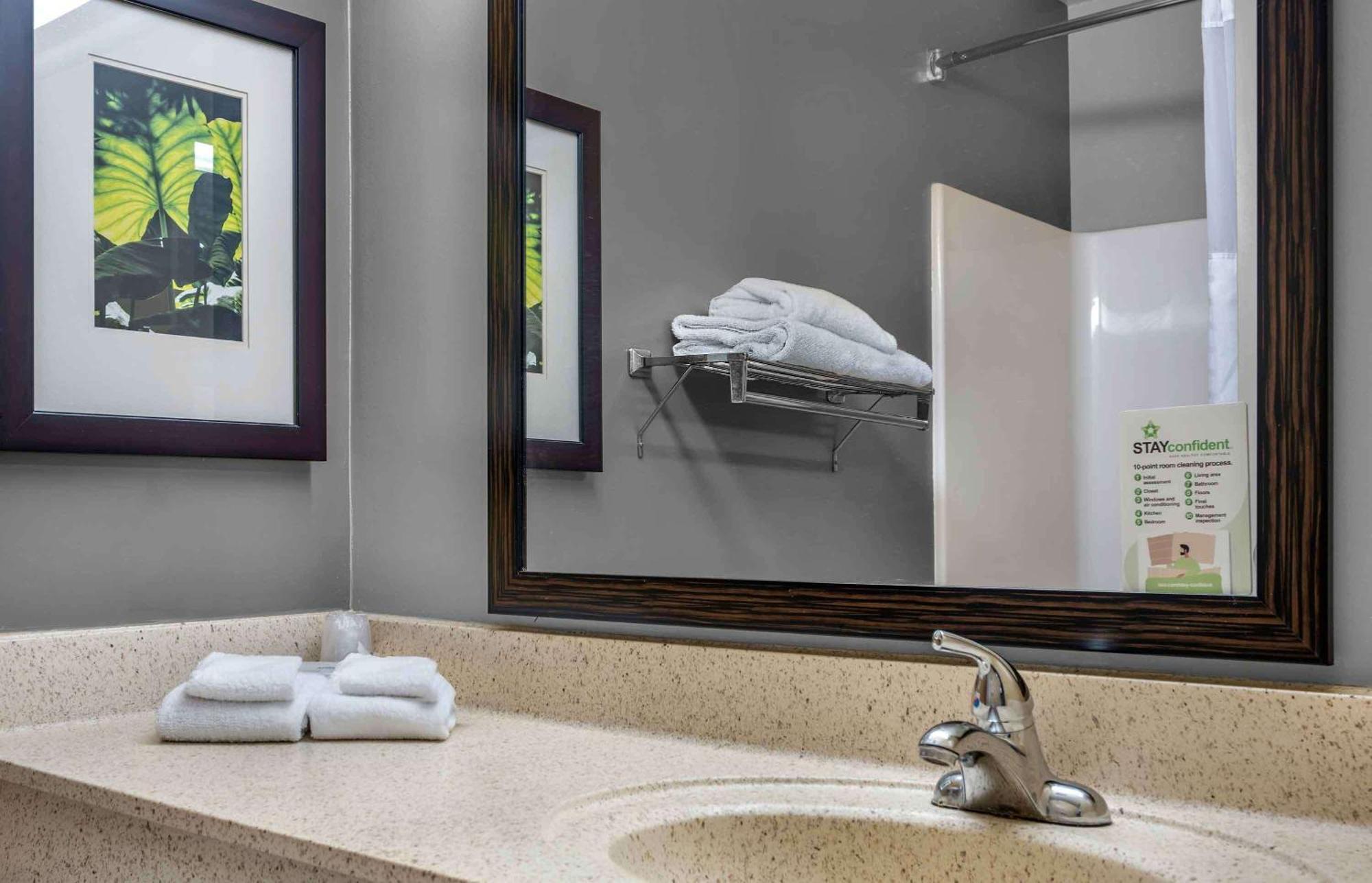 Extended Stay America Select Suites - Chicago - Hanover Park Экстерьер фото