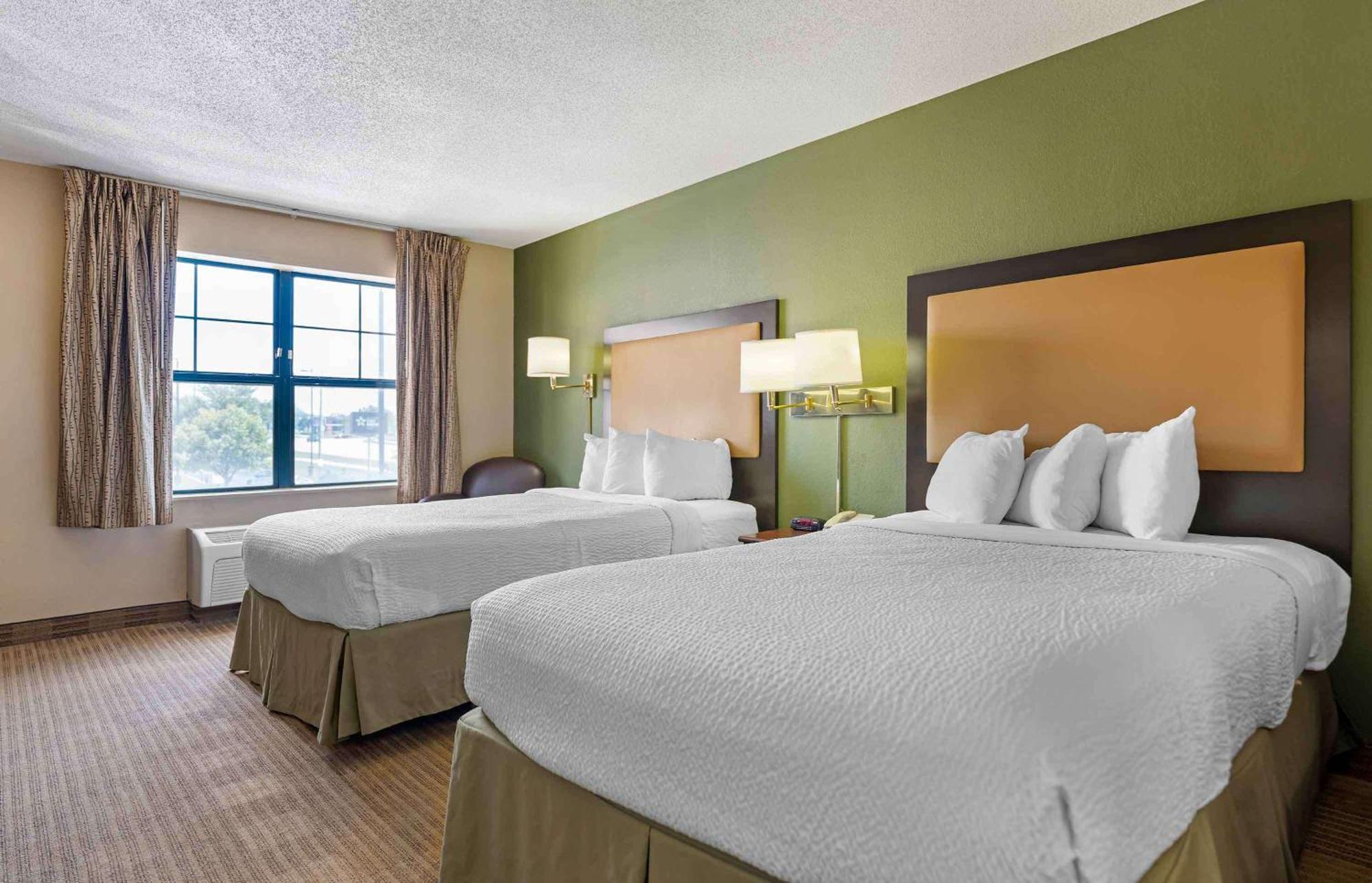 Extended Stay America Select Suites - Chicago - Hanover Park Экстерьер фото
